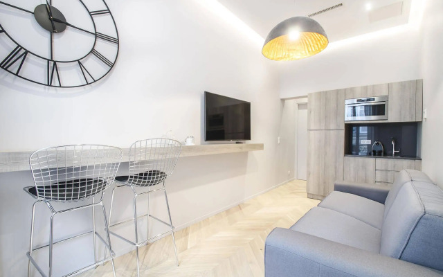 Luxury apartment in Opera - The Louvre