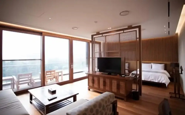 Hotel Maestro