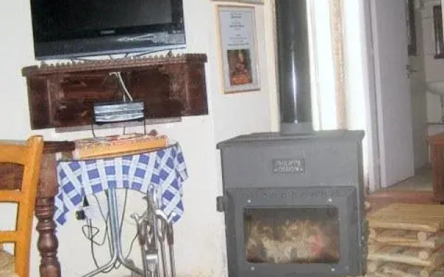 Antigones House