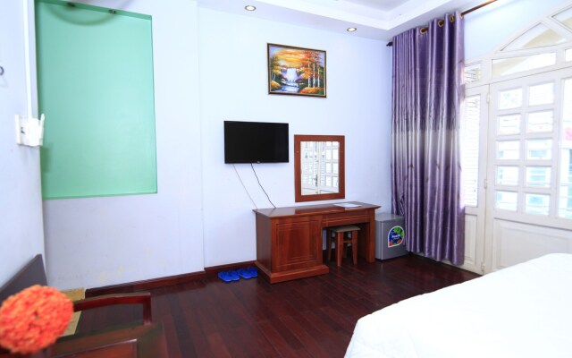 Truong Giang Hotel