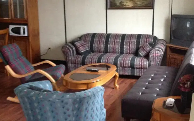 Sunrise Tourist Trailer Park