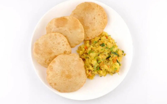 Rupashree Bangla Puri by Goroomgo