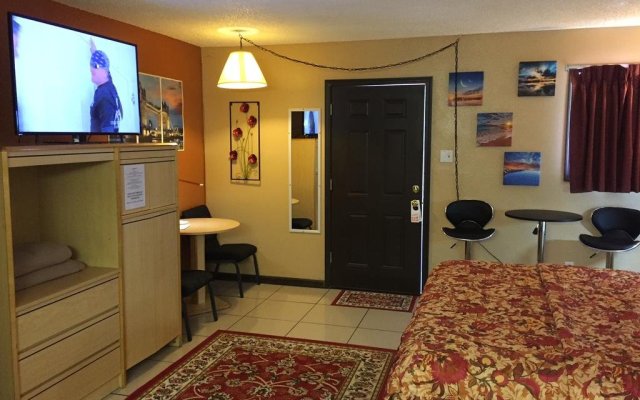 La Siesta Motel & RV Resort
