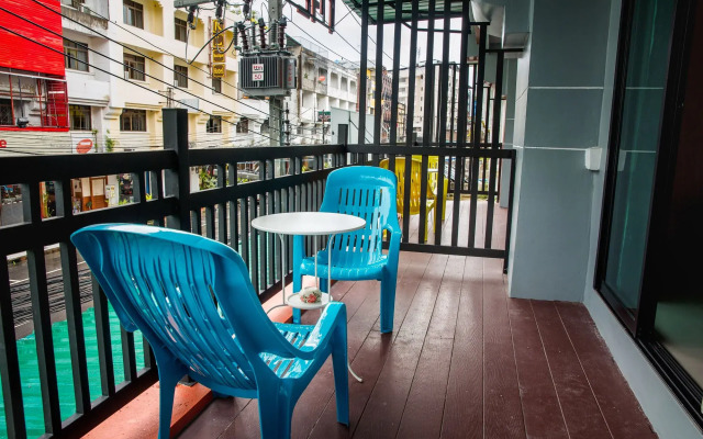 The Guest Hotel - Hostel