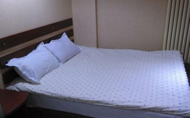 Qingdao Lanyu Business Hotel