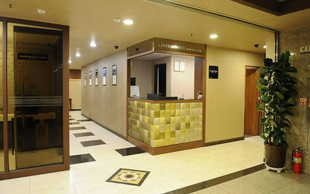 Central Hotel