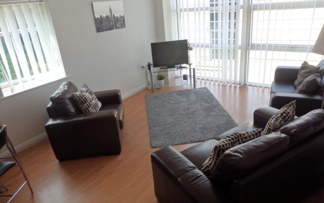 Stunning 2 Bed Apartment Located In Gateshead