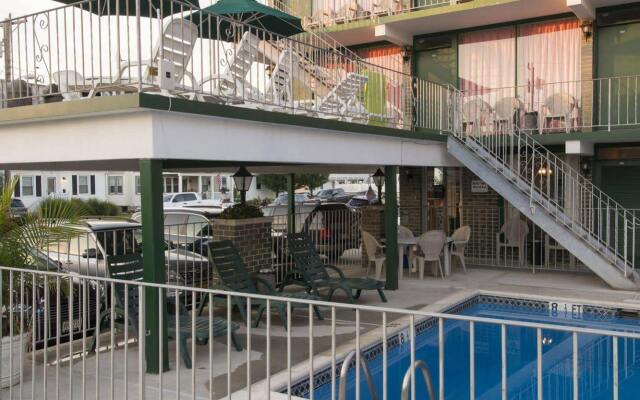 Grecian Gardens Motel
