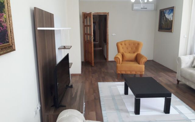 Sanli Suite Apart