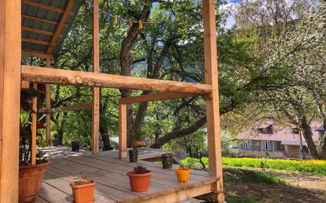 Deka Cottage