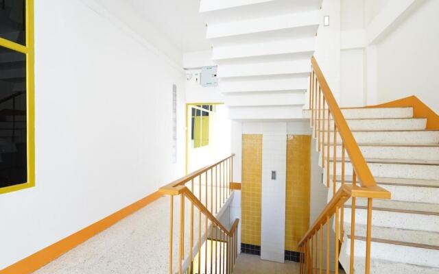 RoomQuest Hotel Pratunam