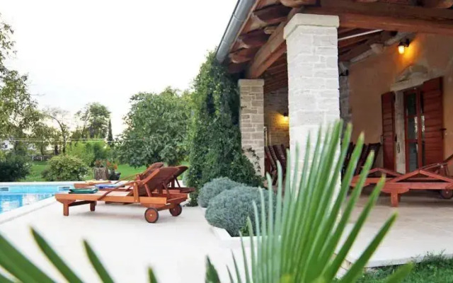 Holiday Home Charming 104