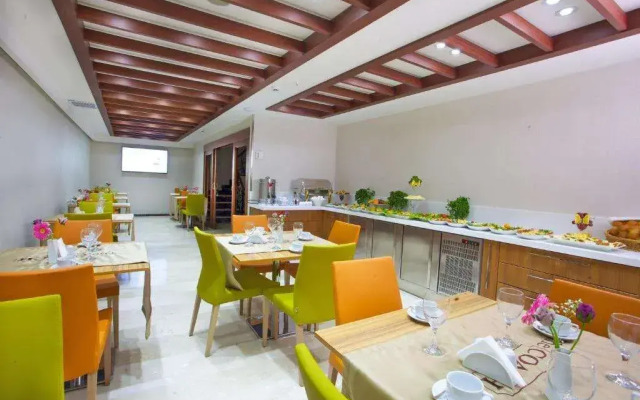 The Coach Hotel