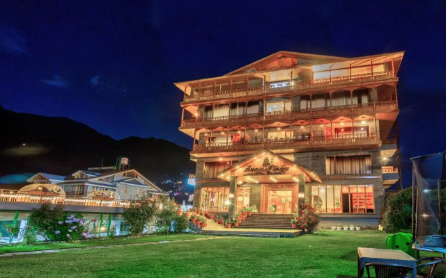 Snow Flakes Resort And Spa Centrally Heated Luxury Resort