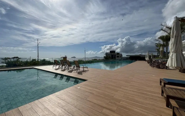 Summer Holiday com Piscina Climatizada
