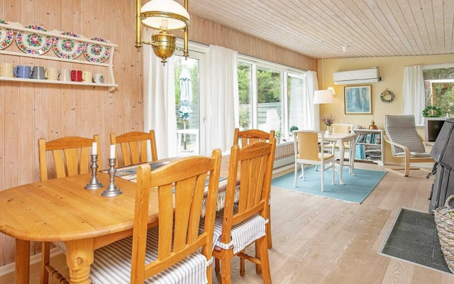 7 Person Holiday Home in Jerup