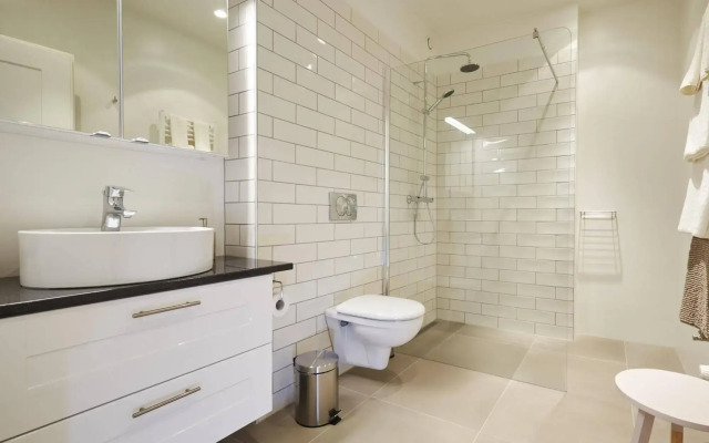Opal Apartments