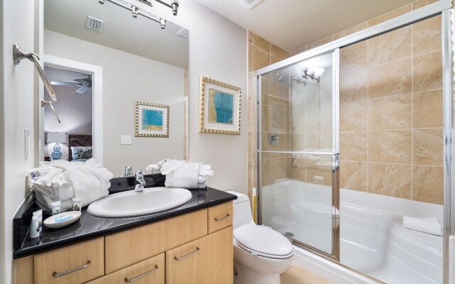 Crc0703 3 Bedroom Condo