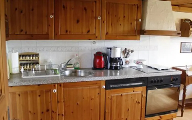 Hadassa Apartment Mutzli