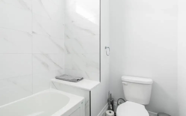 Stylish 2Br Apartment in the Heart of Hamilton