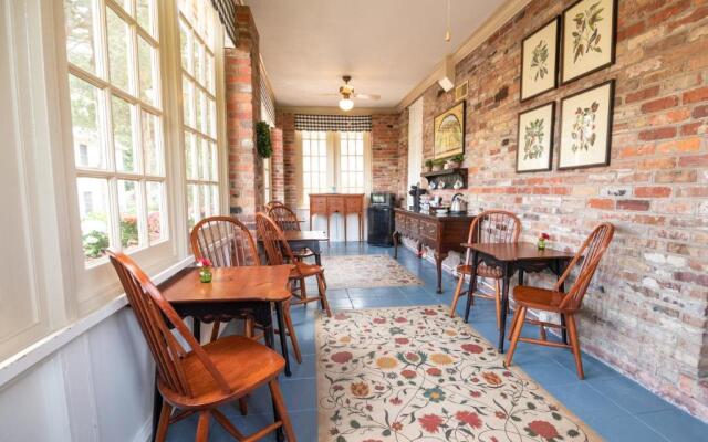 Cedars of Williamsburg Bed & Breakfast