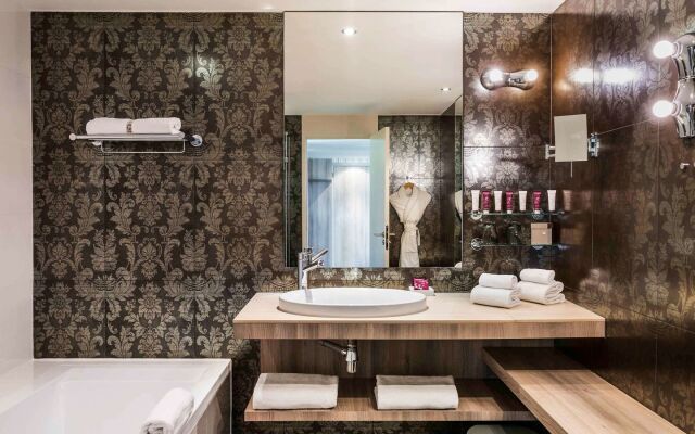 Cabot Hotel Bordeaux - MGallery Collection