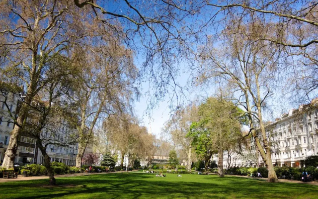 Avari Apartments - Winchester Collection