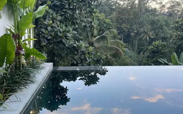 Loyo Villas