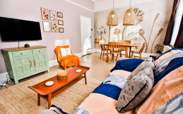 Boutique Apartment on Kings Road