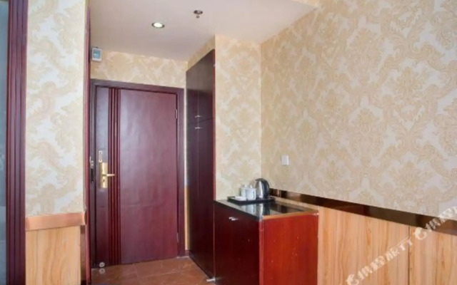 Shanghai Quanquan Hotel (Baoshan Wanda Plaza)