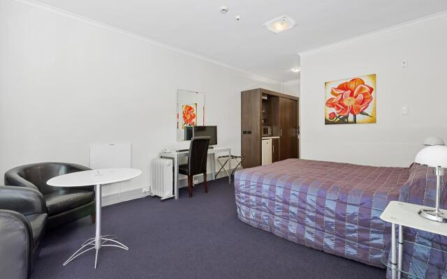 Amethyst Court Motorlodge