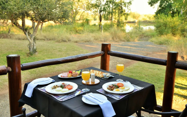 Black Rhino Game Lodge