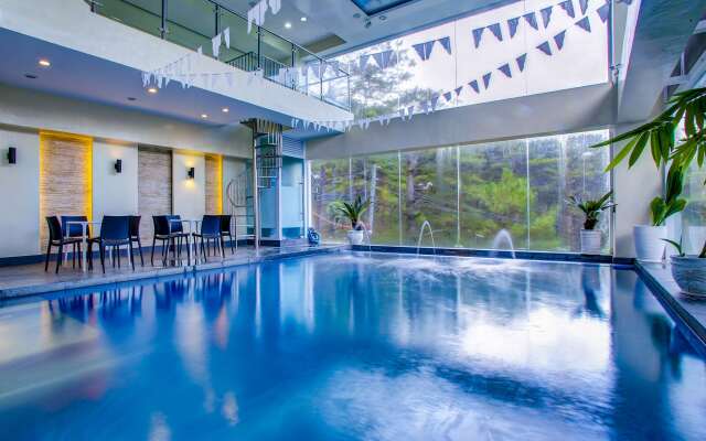 Le Monet Hotel