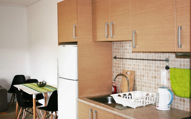 Lagoon View Apartments - Adults Only