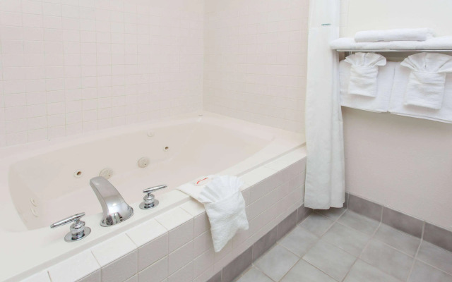 Ramada Limited Decatur