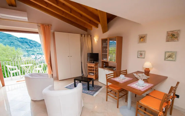 Feeling House - Appartamento Magico Lago