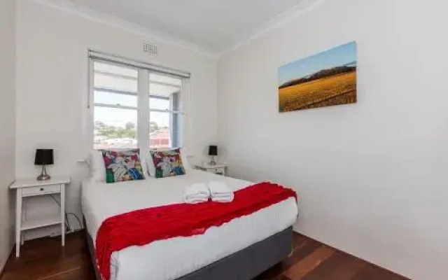UrbanStyle Claremont Apartment