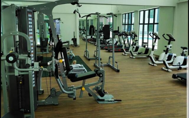 Casa Rarisa FEEL LIKE HOME Ipoh Meru Casa Kayangan Apartment Los t World Of Tambun & Casuarina - Pool View