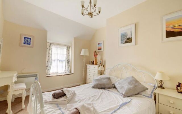Price Cottage