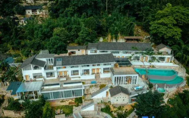 Wanfenglin Rongsu Resort&Spa