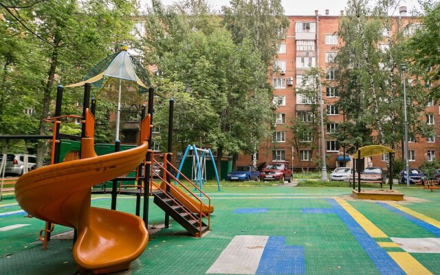 MaxRealty24 Marii Ulianovoy 12