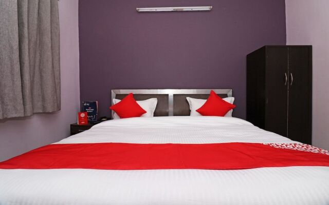 OYO 24662 Hotel Shanti