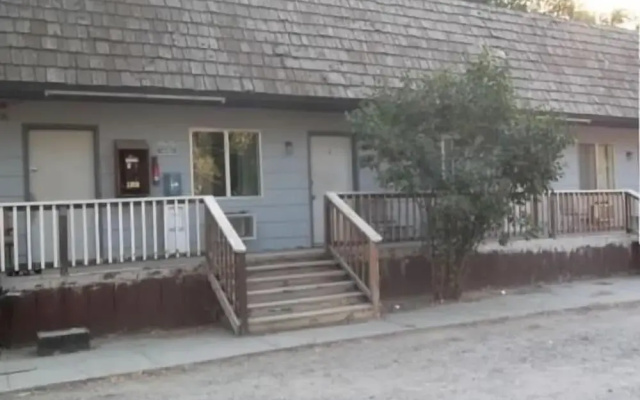 Hillside Inn