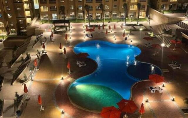 قرية اكوا فيو ، الساحل الشمالي