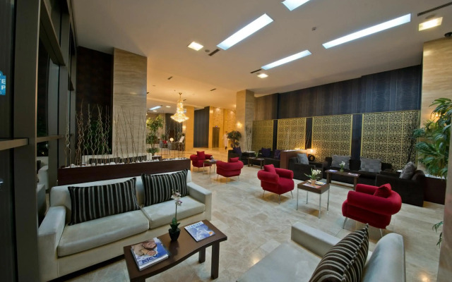 North Point Hotel