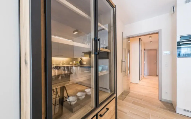 Moorea City Center Apartment