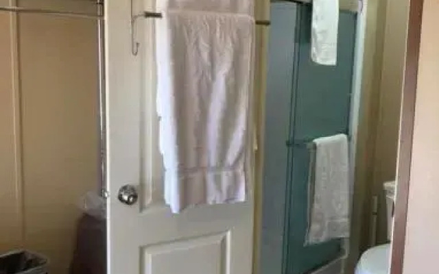 McCamey Lodging LLC