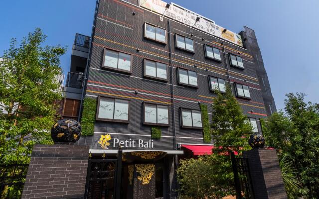 HOTEL PetitBALI GARDEN Shin-Okubo - Adult Only