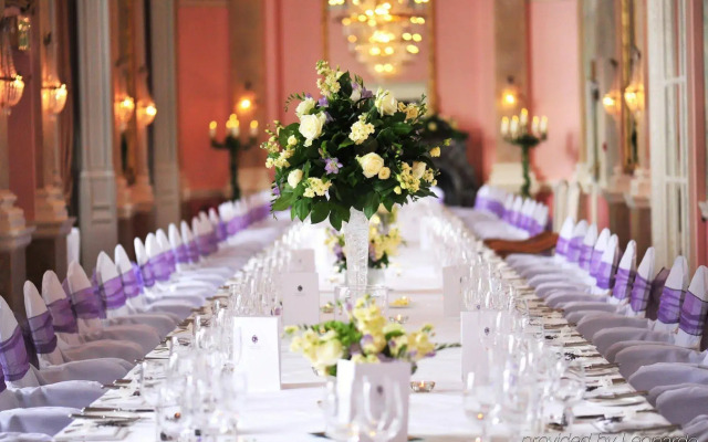 Danesfield House Hotel And Spa