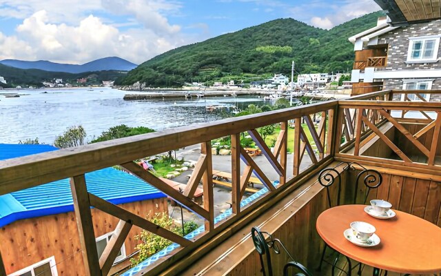 Geoje Beach Maru Pension